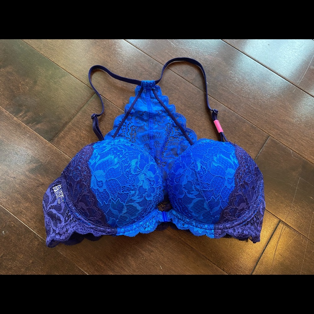 VS PINK bra